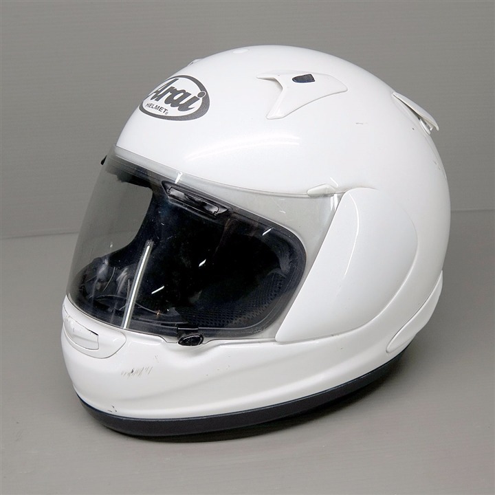 Arai Astro-IQ フルフェイスヘルメット 55-56cm Sサイズ ディフューザー割れ